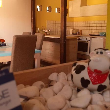 Village House Moo Moo Вранє Екстер'єр фото