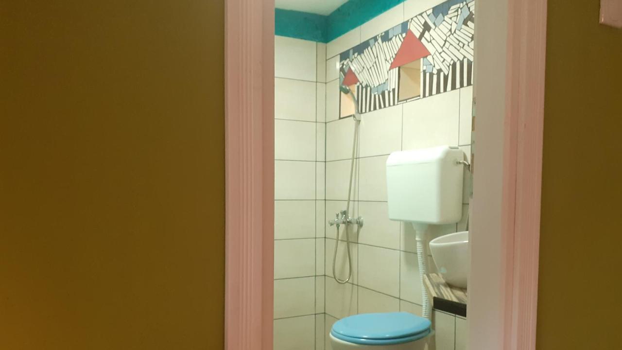 Village House Moo Moo Вранє Екстер'єр фото