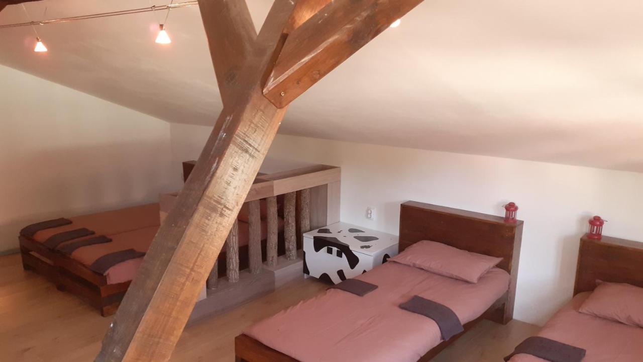 Village House Moo Moo Вранє Екстер'єр фото