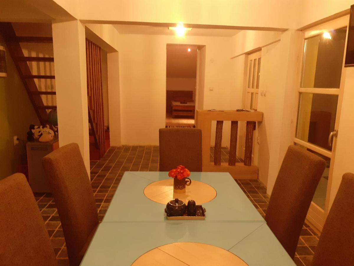 Village House Moo Moo Вранє Екстер'єр фото