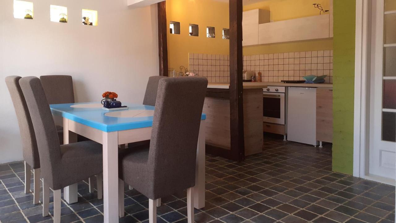 Village House Moo Moo Вранє Екстер'єр фото
